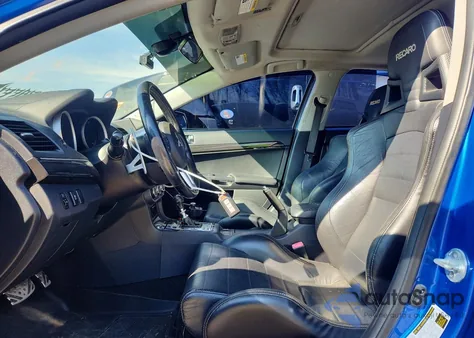 2011 Mitsubishi Lancer Evolution Mr z USA, uszkodzony, nr VIN JA32W5FV2BU014600